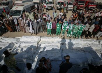 تشييع جماعي في خان يونس: جثامين مشوهة تعود من سجون الاحتلال وسط صمت دولي 2025