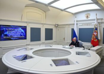 روسيا تستعرض قوتها النووية في مناورات ضخمة بعد تأجيل قمة ترامب وبوتين 2025