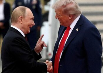 تجميد قمة بودابست بين ترامب وبوتين وسط ضغوط أوروبية لوقف الحرب دون تنازلات من كييف 2025