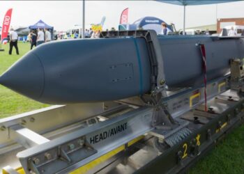 صواريخ “ستورم شادو” تضرب مصنع بارود داخل روسيا… وتجميد قمة “ترامب – بوتين” بعد فشل الاتصالات الدبلوماسية 2025