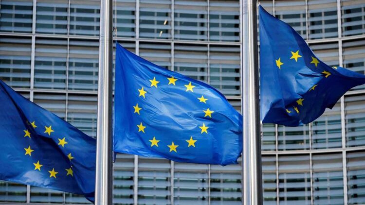 بعد رفع تحفظات سلوفاكيا.. الاتحاد الأوروبي يعتمد عقوبات مشددة على روسيا 2026