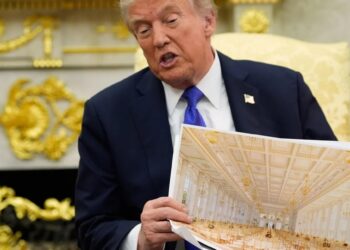 تسويات قضائية وتبرعات: شبكة المصالح تمول بناء قاعة الرقص الذهبية بالبيت الأبيض 2025