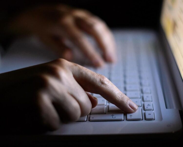 6 أشهر.. 2 مليون عملية احتيال.. و629 مليون جنيه خسائر بريطانيا الرقمية 1 6 أشهر.. 2 مليون عملية احتيال.. و629 مليون جنيه خسائر بريطانيا الرقمية 2025