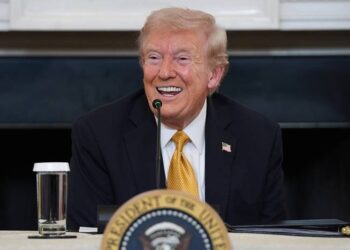 إعلان تلفزيوني يثير غضب ترامب ويوقف المفاوضات التجارية مع كندا 2025