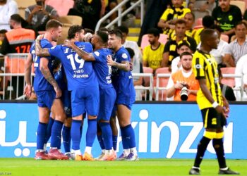 ثنائية "بالخطأ وهدية": الهلال يفوز على الاتحاد (2-0) ويقفز لوصافة الدوري السعودي مؤقتاً 2025