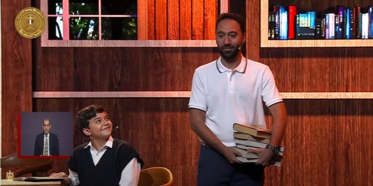 محمد سلام يعود إلى الأضواء: أول ظهور للفنان بعد غياب في احتفالية «مصر وطن السلام» بحضور السيسي 1 محمد سلام يعود إلى الأضواء: أول ظهور للفنان بعد غياب في احتفالية «مصر وطن السلام» بحضور السيسي 2025