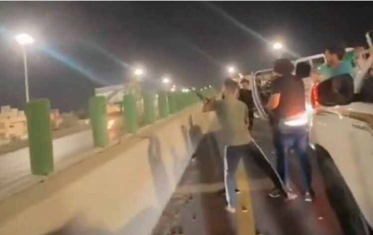 ليبيا: حفل زفاف يتحول إلى استعراض مسلح في طرابلس مع استخدام رشاشات وقاذفات صواريخ 2025