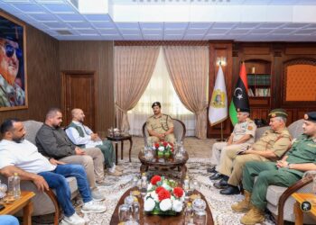 ليبيا: خالد حفتر يلتقي قادة مصراتة في سرت لتشكيل قوة عسكرية مشتركة 2025