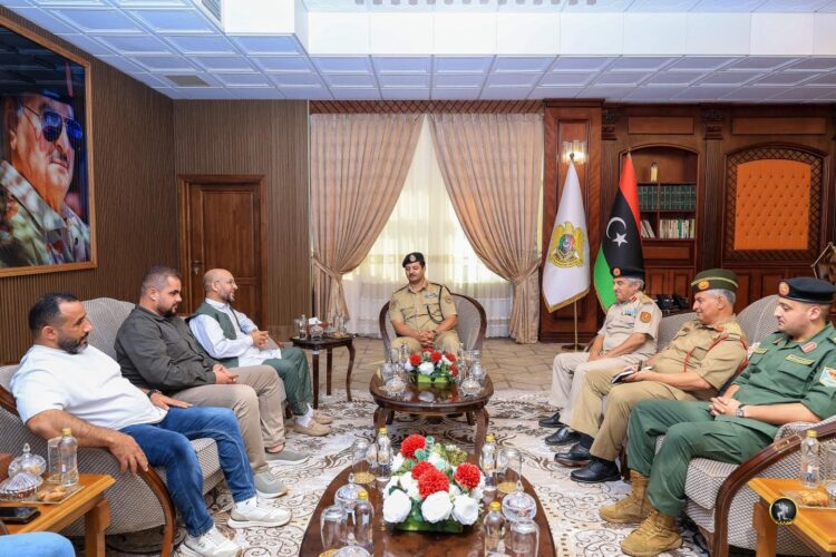 ليبيا: خالد حفتر يلتقي قادة مصراتة في سرت لتشكيل قوة عسكرية مشتركة 2025