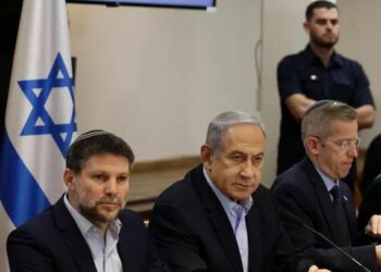 غزة تحت التهديد : اجتماع نتنياهو الطارئ ينتهي دون قرار رسمى وغارات غزة محتملة 2025