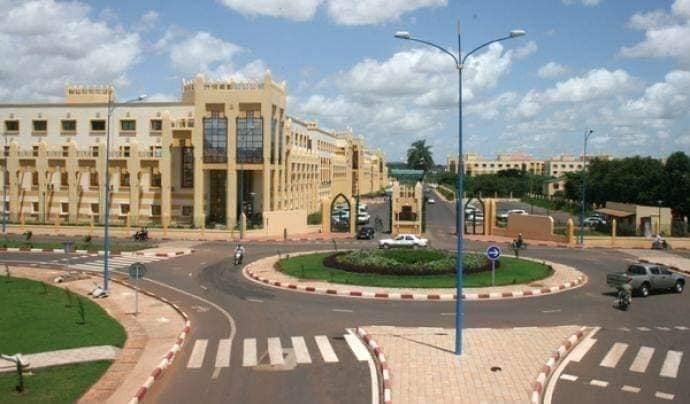 تحذير أمريكي غير مسبوق: اتركوا مالي الآن.. واشنطن تستعجل إجلاء مواطنيها من باماكو 1 تحذير أمريكي غير مسبوق: اتركوا مالي الآن.. واشنطن تستعجل إجلاء مواطنيها من باماكو 2025