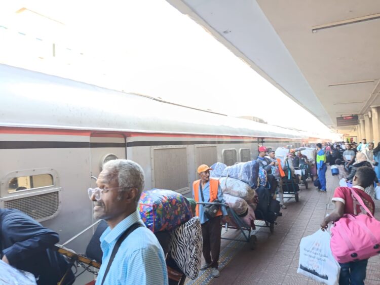 سكك حديد مصر تعلن: التوقيت الشتوي 2025 يبدأ منتصف ليل الخميس.. "اضبط ساعتك ولا يفوتك قطارك" 2025