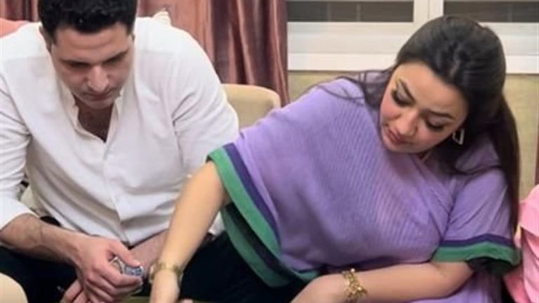 تسريب مقاطع فيديو رحمة محسن: من هو رجل الأعمال البارز الذي ظهر في الصورة المسربة من زواج ديسمبر 2023؟ 2025