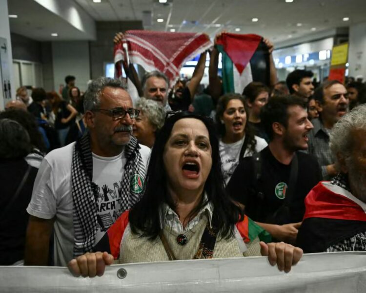 اليونان تشدد الإجراءات الأمنية بعد احتجاجات ضد سفينة سياحية إسرائيلية في موانئها 2025