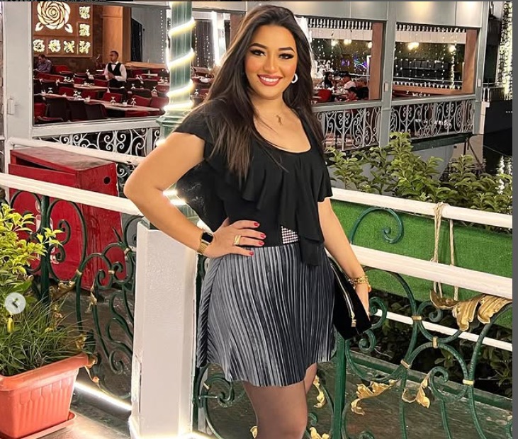 10 مقاطع الفيديو:انهيار نفسي رحمة محسن وتحرك قانوني للمنع 1 10 مقاطع الفيديو:انهيار نفسي رحمة محسن وتحرك قانوني للمنع 2025