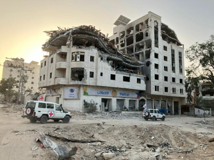 تسريب خطير: واشنطن تفاوض حماس سرًا: “ممر آمن” مقابل وقف النار في غزة 1 تسريب خطير: واشنطن تفاوض حماس سرًا: “ممر آمن” مقابل وقف النار في غزة 2025