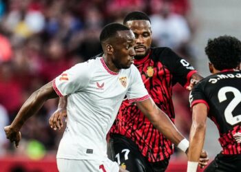 إشبيلية يشتعل على أرضه.. ثنائية روميرو وأوكامبوس تفتح طريق الانتصارات بالدوري الإسباني 2025