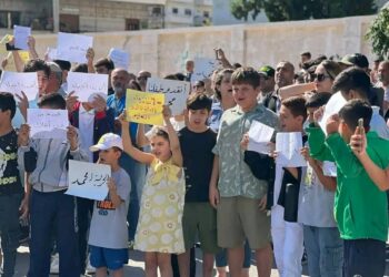 اختطاف الطفل محمد قيس حيدر يهز اللاذقية ويشعل احتجاجات شعبية واسعة ضد الشرع "فيديو" 2025