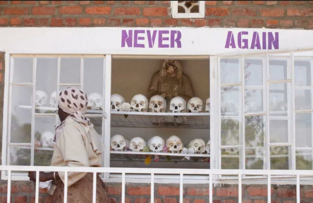 مجزرة الفاشر : كيف وصلت أسلحة الإمارات إلى السودان ؟ 2 مجزرة الفاشر : كيف وصلت أسلحة الإمارات إلى السودان ؟ 2025