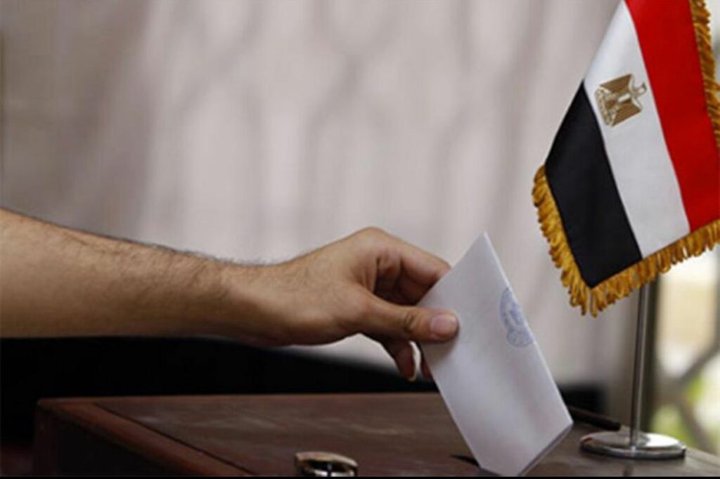 اتهامات واسعة بشراء الأصوات وتلاعب بالصناديق دفعت السيسي إلى التدخل لكشف حقيقة ما جرى في اللجان 2025