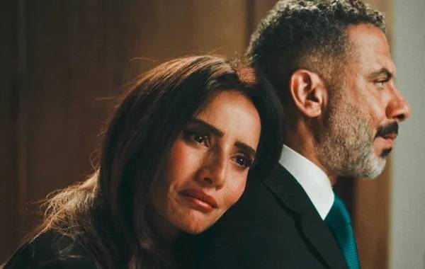 «الجثة تحكي كل شيء».. كيف حسمت الحلقة الأخيرة من المسلسل المصرى الأشهر «ورد وشوكولاتة» مصير صلاح؟ 1 «الجثة تحكي كل شيء».. كيف حسمت الحلقة الأخيرة من المسلسل المصرى الأشهر «ورد وشوكولاتة» مصير صلاح؟ 2025