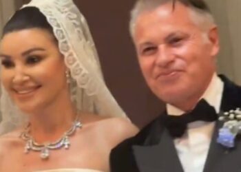 عروس بالأبيض على طريقتها الخاصة.. كيف أعادت للفنانة المصرية أروى جودة تعريف زفاف النجمات؟ 2025