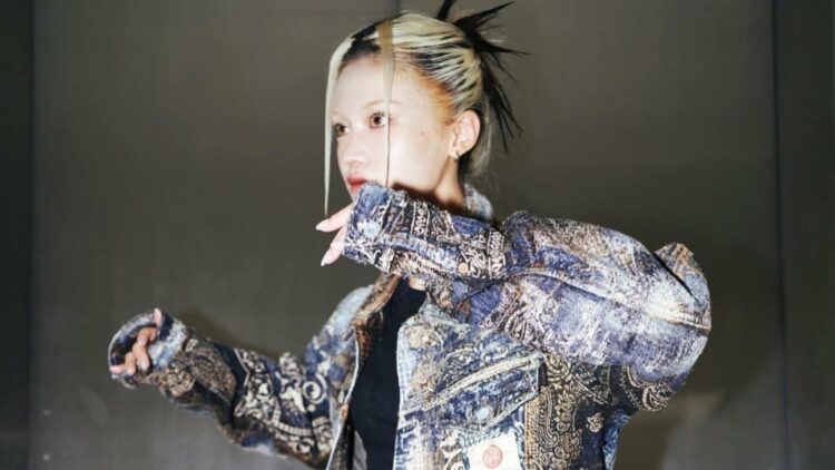 جينز بـ10 آلاف يورو: كيف أصبح هوس النخبة العالمية؟ 1 جينز بـ10 آلاف يورو: كيف أصبح هوس النخبة العالمية؟ 2025