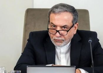 وزير الخارجية الإيراني يصف شروط واشنطن الأربعة بـ"غير الحكيمة": لا تفاوض مباشر ولا "تخصيب صفري" 2025