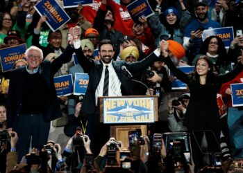 صعود مامداني في نيويورك: صراع المدينة العالمية مع المشروع القومي لترامب 2025