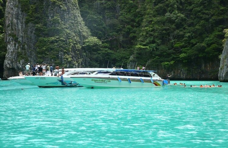 تايلاند تعتقل زوجين إسرائيليين في محمية طبيعية بتهمة "ارتكاب فعل فاضح" 1 تايلاند تعتقل زوجين إسرائيليين في محمية طبيعية بتهمة "ارتكاب فعل فاضح" 2025