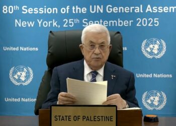 عباس من روما: “حل الدولتين هو الأساس… تسليم السلاح للفصائل الفلسطينية ضرورة لإنهاء الدمار 2025