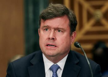 مسؤول أمريكي: أن الوقت لقطع التمويل الإيراني عن حزب الله في لبنان 2025