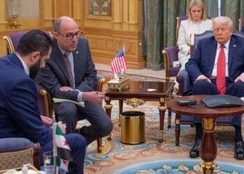 قبل اجتماع البيت الأبيض: رسالة عاجلة إلى ترامب تتهم الشرع بالمجازر ضد الأقليات في سوريا 2025