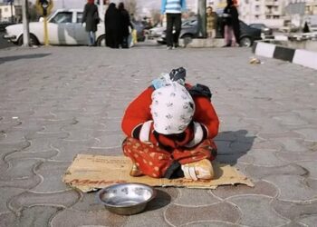 تقرير 40% مهددون بالفقر المدقع: "قنبلة الجوع" تتأهب للانفجار في إيران 2025