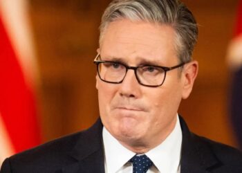 خلافات داخل حزب العمال البريطاني تهدد قيادة كير ستارمر قبيل "ميزانية صعبة" 7 خلافات داخل حزب العمال البريطاني تهدد قيادة كير ستارمر قبيل "ميزانية صعبة" 2025