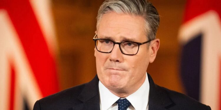 خلافات داخل حزب العمال البريطاني تهدد قيادة كير ستارمر قبيل "ميزانية صعبة" 1 خلافات داخل حزب العمال البريطاني تهدد قيادة كير ستارمر قبيل "ميزانية صعبة" 2025