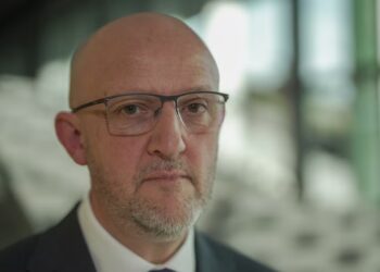 رئيس المخابرات الأسترالي: هجمات إلكترونية صينية تهدد شبكات الاتصالات والطاقة والمياه 2 رئيس المخابرات الأسترالي: هجمات إلكترونية صينية تهدد شبكات الاتصالات والطاقة والمياه 2025