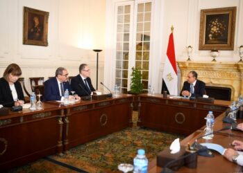 مصر والأمم المتحدة تبحثان ترتيبات المؤتمر الدولي لإعادة إعمار غزة 6 مصر والأمم المتحدة تبحثان ترتيبات المؤتمر الدولي لإعادة إعمار غزة 2025