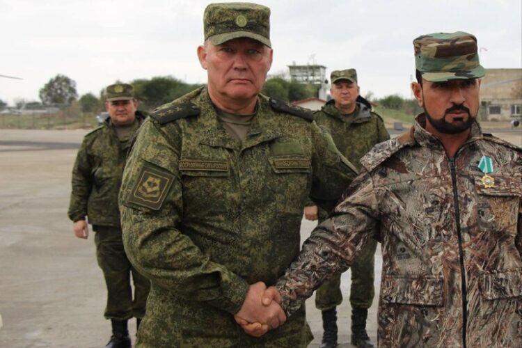 تحذير روسيا لسهيل الحسن: هل بدأت موسكو بتقليم أظافر الشبكات المدعومة من إيران في سوريا؟ 2025