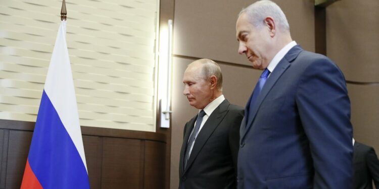 بوتين ونتنياهو يبحثان هاتفيا "تطورات غزة" وتنفيذ اتفاق وقف إطلاق النار 2026