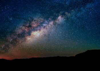 توقعات الأبراج: حظوظ الحمل والسرطان والقوس تتألق خلال الثلاثين يوما القادمة 2025