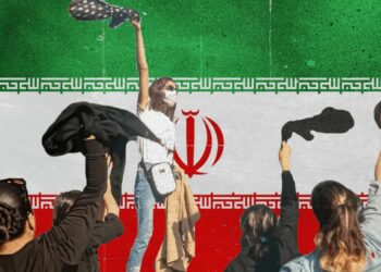 تأجيل تطبيق قانون “العفة والحجاب” في إيران وسط تهديدات إسرائيلية واستمرار القمع للنساء 2025