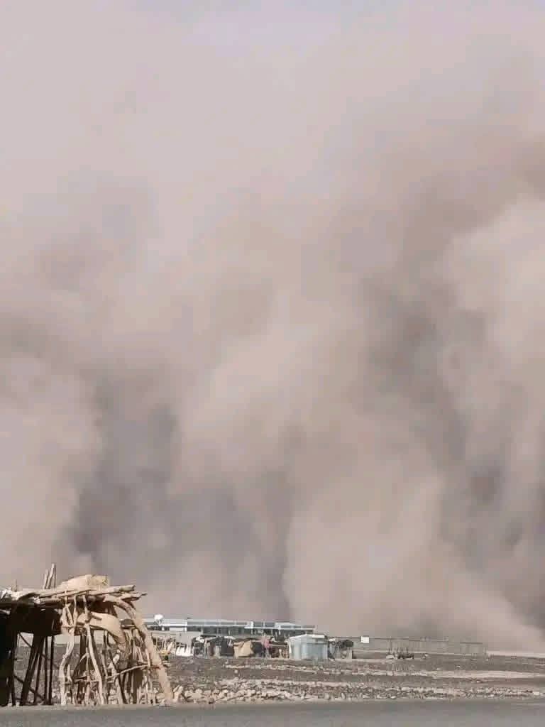 ثوران "غير معتاد" لبركان إرتال في إثيوبيا وسحب دخان كثيفة تغطي عفار "صور" 3 ثوران "غير معتاد" لبركان إرتال في إثيوبيا وسحب دخان كثيفة تغطي عفار "صور" 2025