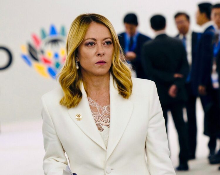 ميلوني تكشف: ترامب مستعد لتعديل خطة السلام الأوكرانية والمقترح الأمريكي "أساس للنقاش" 2026