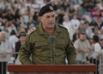 زلزال في الجيش الإسرائيلي بسبب أحداث ٧ أكتوبر: إقالات ومساءلة لكبار الضباط 2025