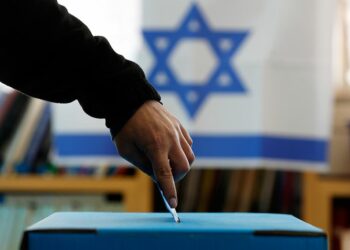 انتخابات إسرائيل تحت مرمى إيران: تحذيرات من موجة تضليل إلكتروني 2025