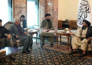 وزير الدفاع الباكستاني: لن نثق بطالبان أفغانستان مجدداً 2025