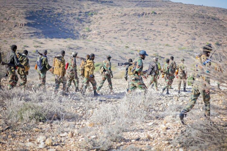 غارة أمريكية ليلية تضرب "باكوجا": اعتقال ومقتل عناصر من داعش في آخر معاقل التنظيم شمال الصومال 1 غارة أمريكية ليلية تضرب "باكوجا": اعتقال ومقتل عناصر من داعش في آخر معاقل التنظيم شمال الصومال 2025