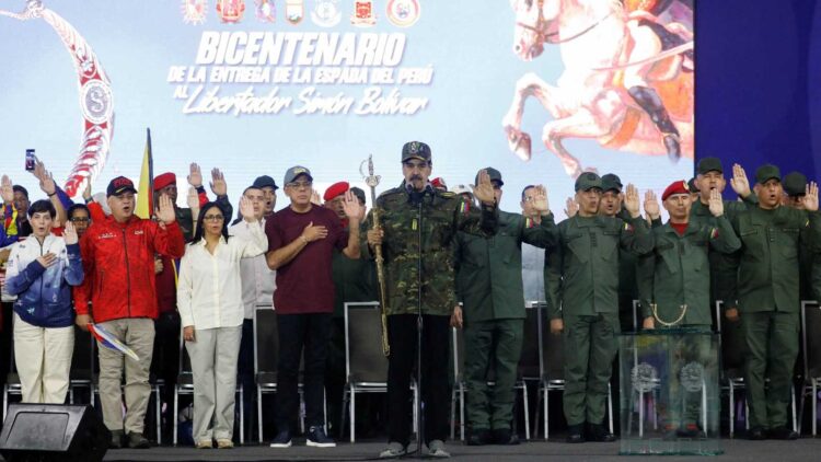 تصعيد جديد في كاراكاس: لماذا أعلن مادورو التأهب العسكري؟ 1 تصعيد جديد في كاراكاس: لماذا أعلن مادورو التأهب العسكري؟ 2025