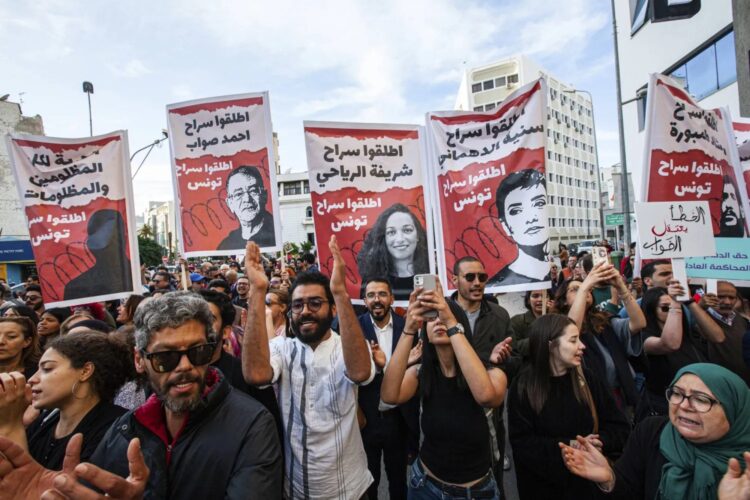 وسط رفض المعارضة: أحكام قاسية بقضية التآمر تهز المشهد السياسي في تونس 2026